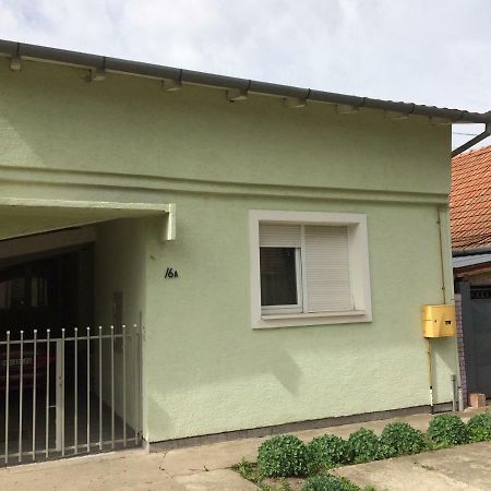 Apartman Melody Сомбор Экстерьер фото